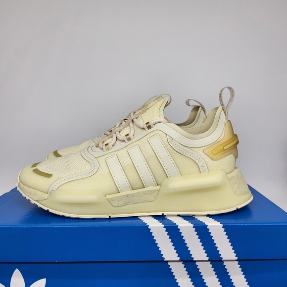 New adidas NMD_V3 Women's Running Shoes Size 8.5 - Picture 2 of 7